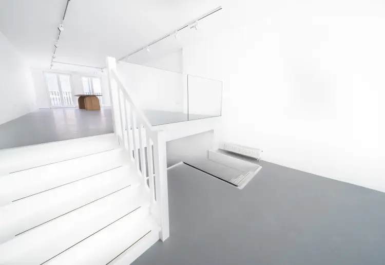 Spacious Multi-level gallery space
