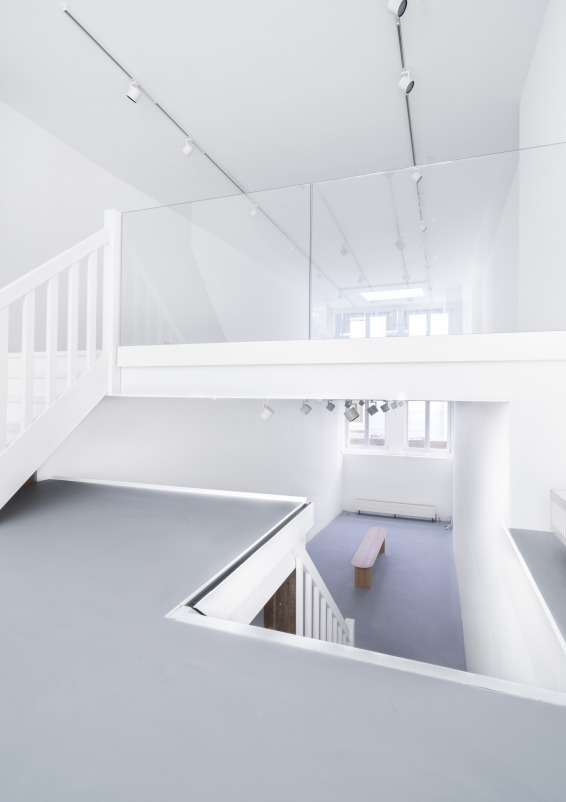 Spacious multi-floor gallery space