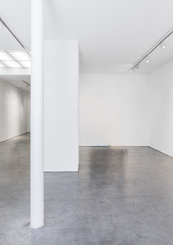 Galerie d'art minimaliste dans le Marais