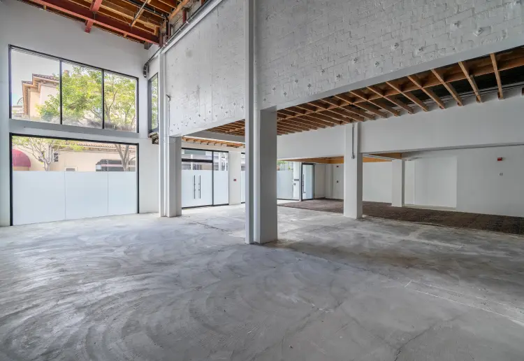 ±10,500 SF Beverly Hills Flagship Pop-Up | Golden Triangle at 238 N. Canon Drive