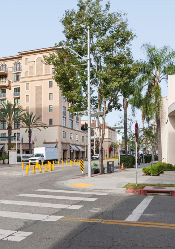 Prime Beverly Hills Pop Up Space Steps from Rodeo Drive