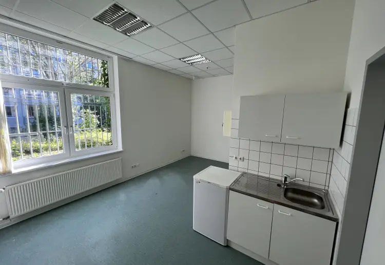 Großzügige Ladenfläche im Prohlis Zentrum – 513 m², Jacob-Winter-Platz 13