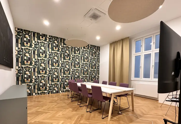 123C Smart Meeting Space