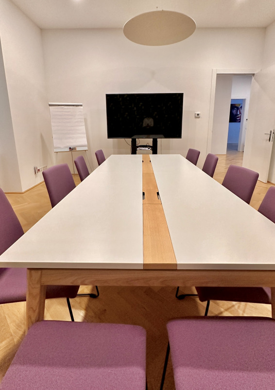 123C Smart Meeting Space