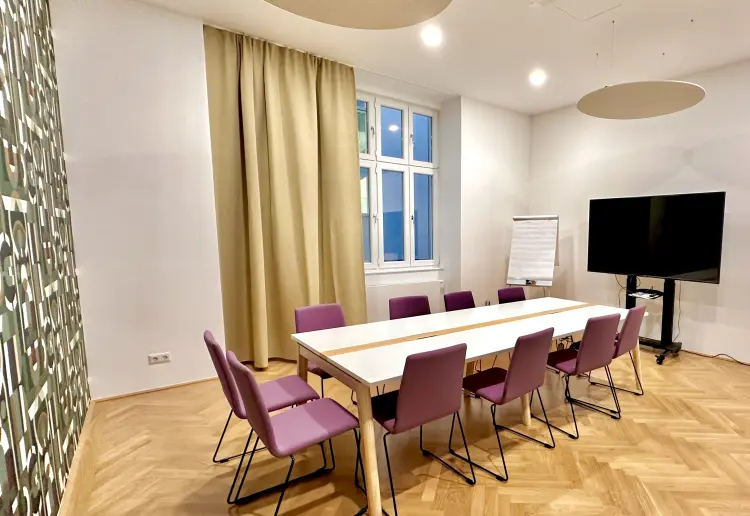 123C Smart Meeting Space