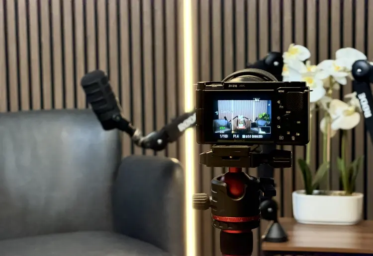 Luxe Video- & Podcaststudio in Amsterdam (Inclusief Apparatuur)