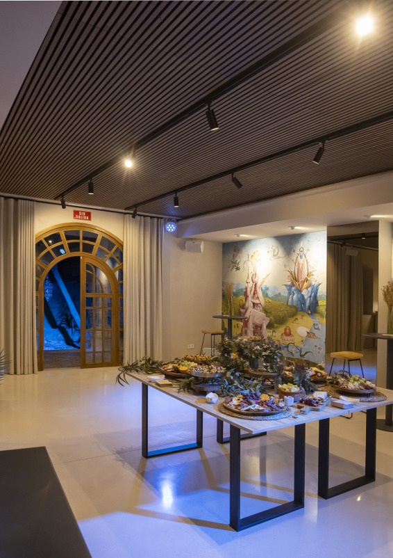 Singular Event Space in the Heart of Valencia