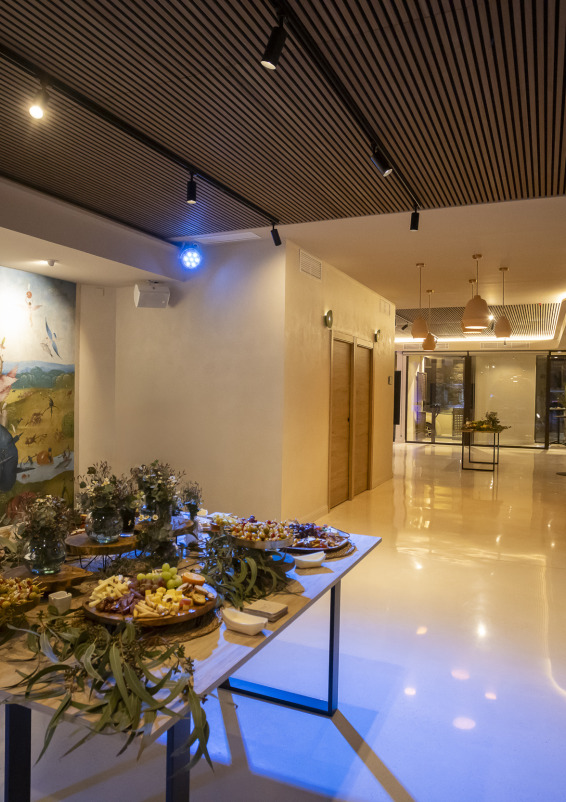 Singular Event Space in the Heart of Valencia