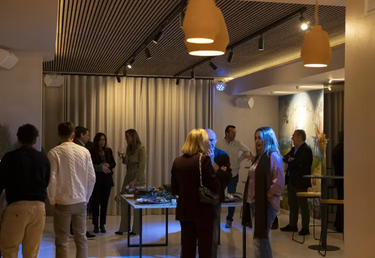 Singular Event Space in the Heart of Valencia