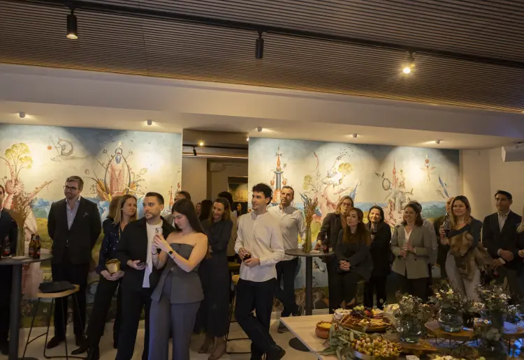 Singular Event Space in the Heart of Valencia