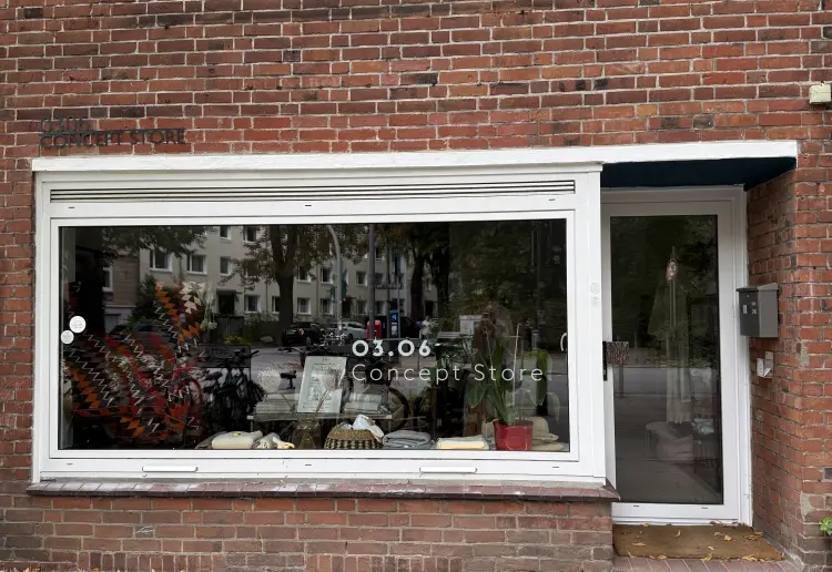 Your Christmas Pop-Up Location in Hamburg – Secure Your Dates Now!