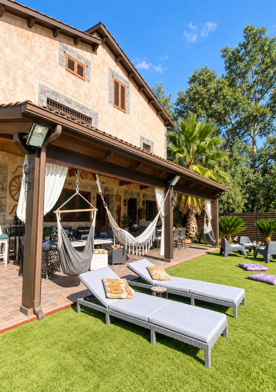 Three-storey rustic house with swimming pool, garden and large covered porch