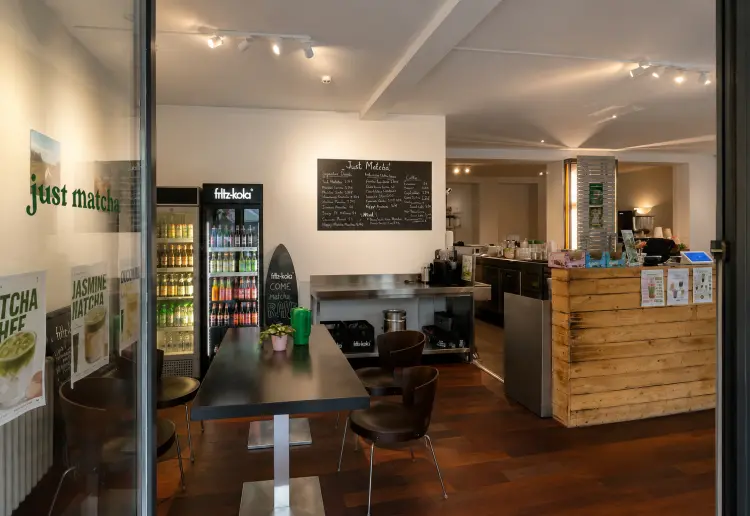 Stylisches Café & Eventspace mit großer Terrasse in Berlin Prenzlauer Berg