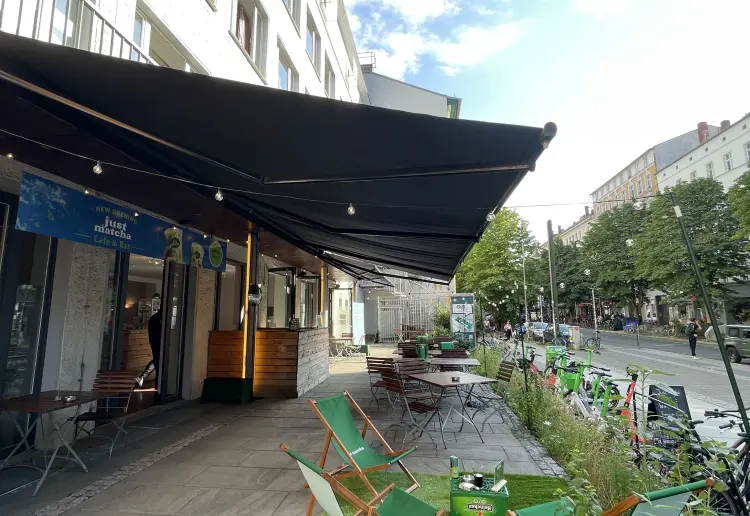 Stylisches Café & Eventspace mit großer Terrasse in Berlin Prenzlauer Berg