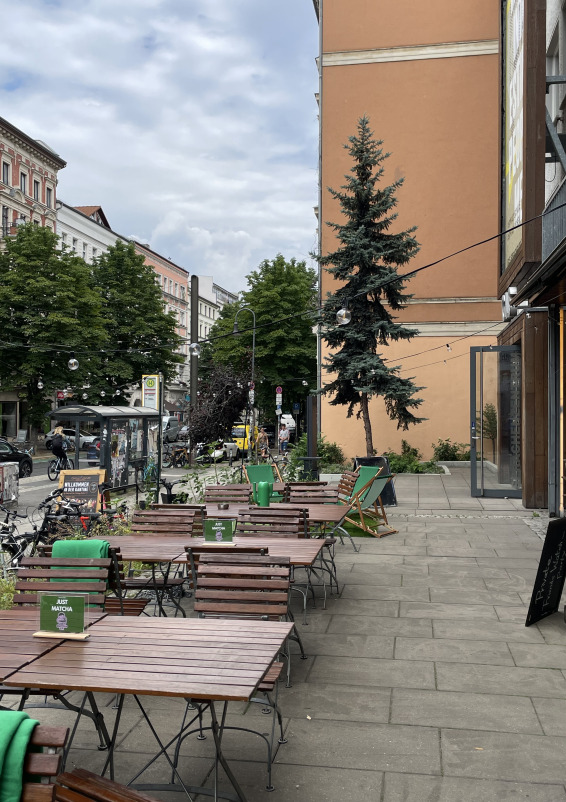 Stylisches Café & Eventspace mit großer Terrasse in Berlin Prenzlauer Berg