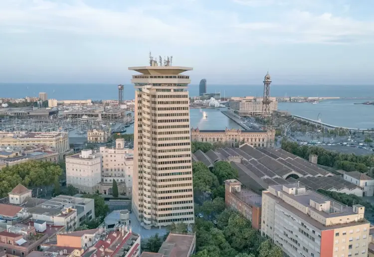 EL SKYLINE DE BARCELONA COMO ESCENARIO DE TU PRÓXIMO EVENTO