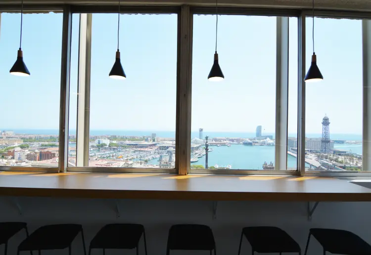 EL SKYLINE DE BARCELONA COMO ESCENARIO DE TU PRÓXIMO EVENTO