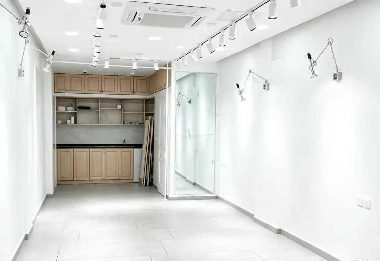 Boutique 45m2 -Haut Marais- Pop-up Store / Showroom