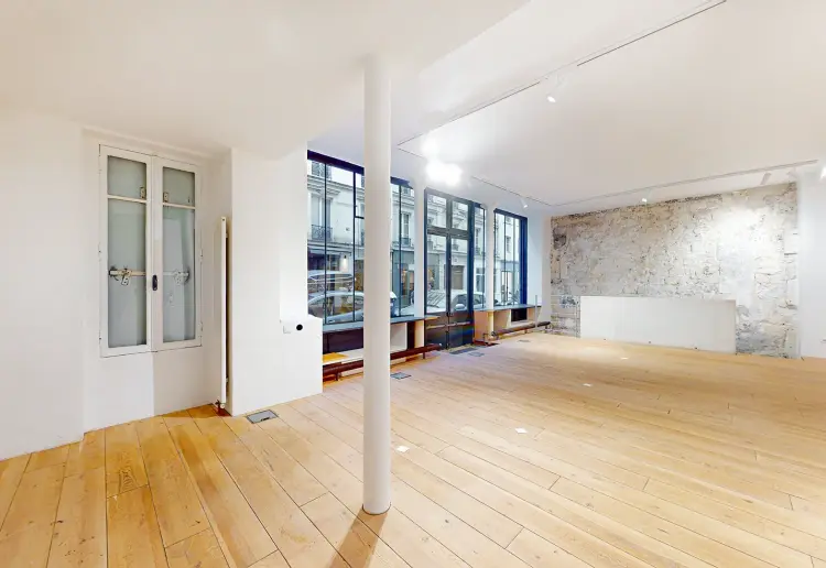 Le showroom vitrine, rue des Tournelles