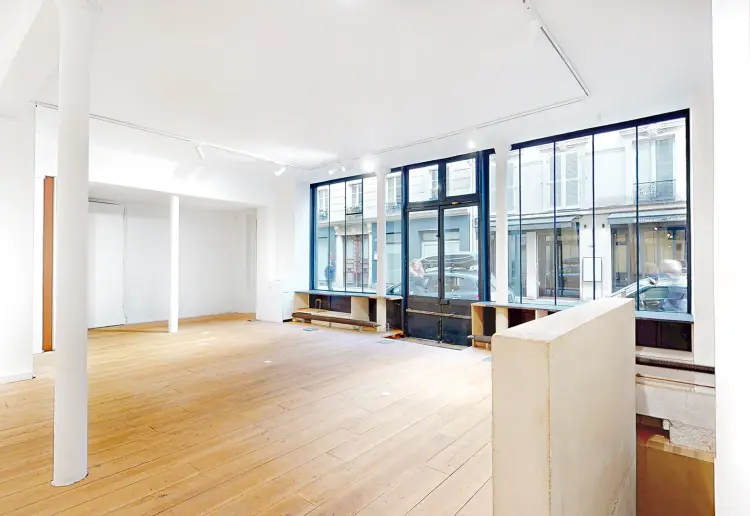 Le showroom vitrine, rue des Tournelles