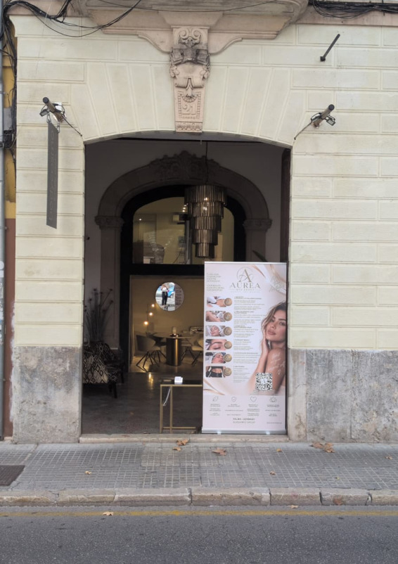Pop-Up Gallery & Workshop Space in the Heart of Palma