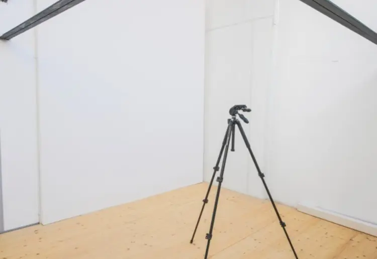 Studio 55 est un espace de 250 m², situé aux portes de Paris entièrement dédié à la production photo