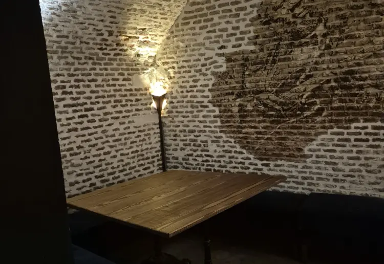 Sotano privado con bar propio