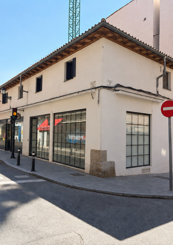 Design-Led Pop-Up Space in Central Madrid
