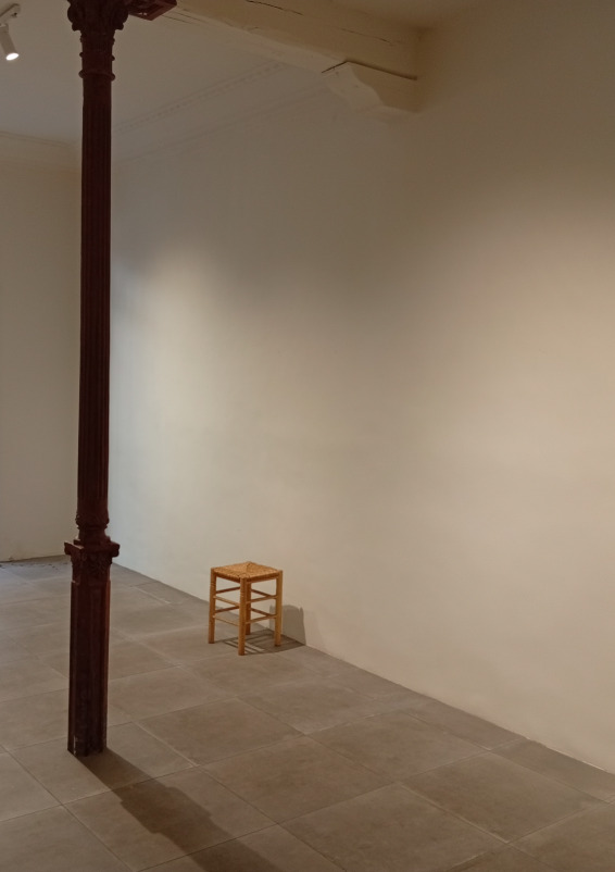 Beauty art gallery in a premium location next to the most recogniced art galleries in Madrid