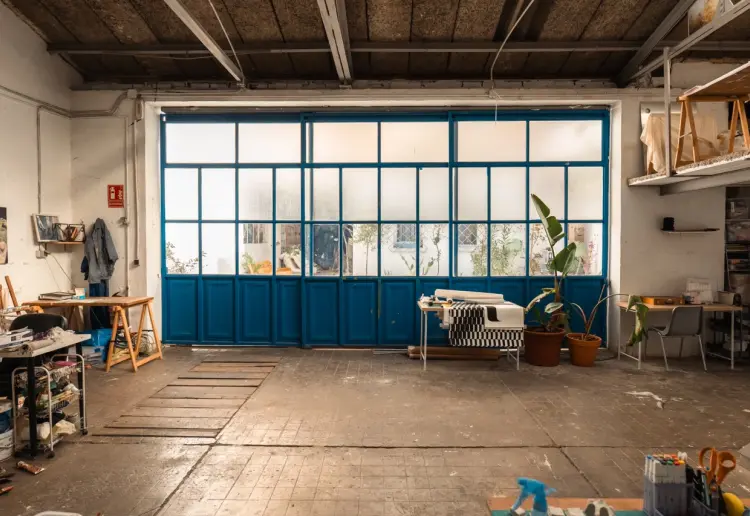 Art Warehouse with Beautiful Patio