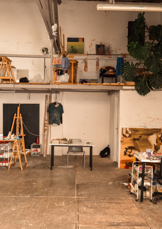 Art Warehouse with Beautiful Patio
