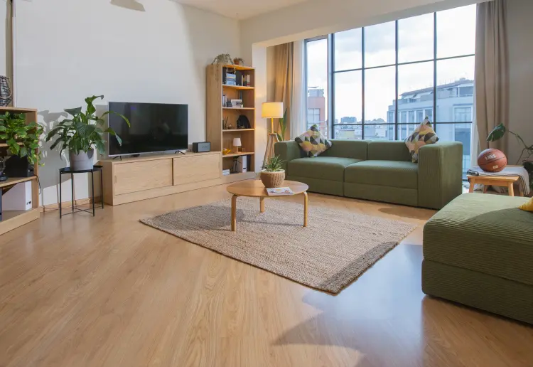 Loft nórdico con mucha luz natural