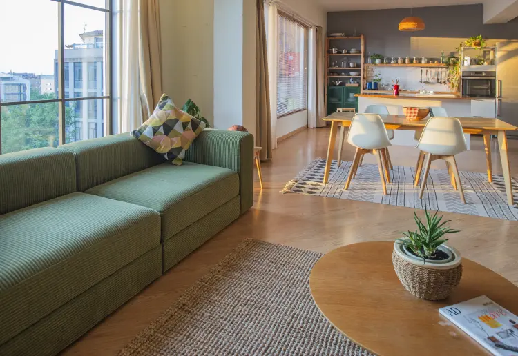 Loft nórdico con mucha luz natural