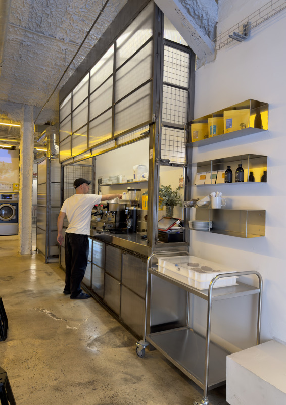 Cafetería-lavandería industrial