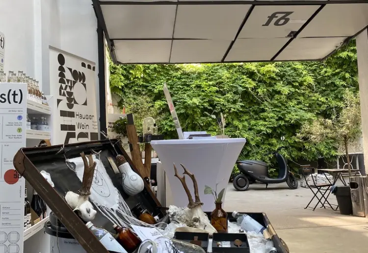 POP UP Space  + PHOTO STUDIO 1060 Vienna