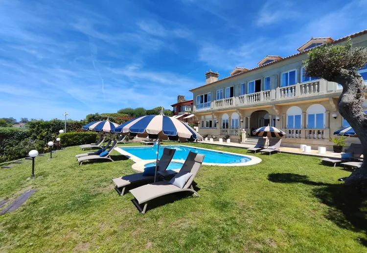Villa Mide