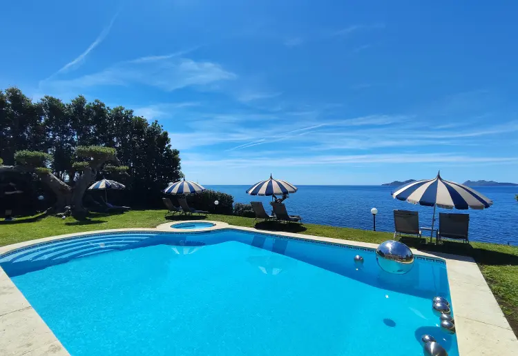 Villa Mide