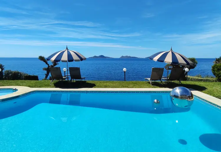 Villa Mide