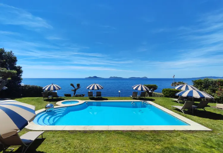 Villa Mide