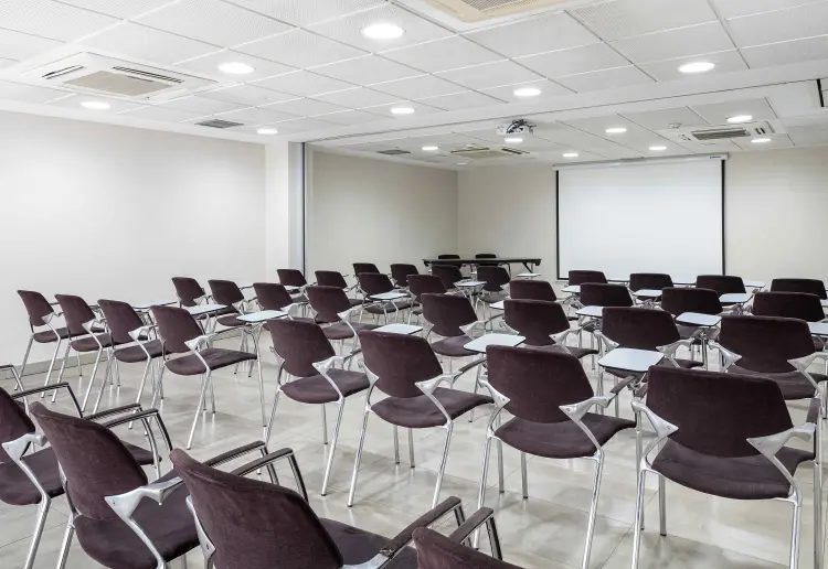 Sala de reuniones Viena Capellanes