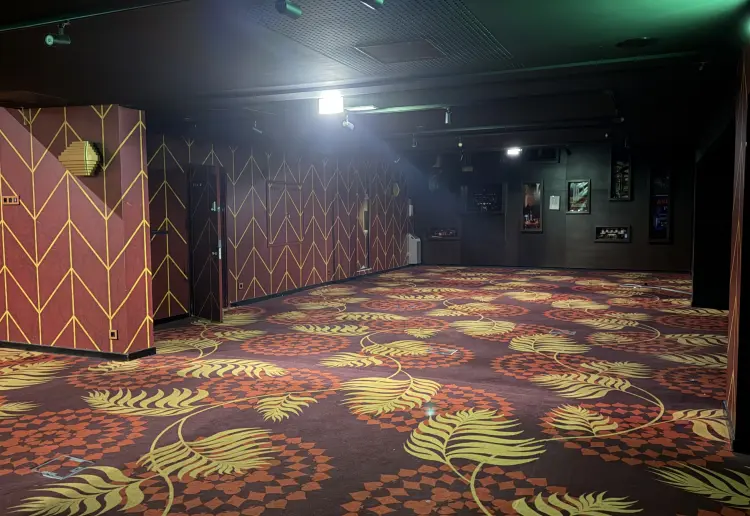 Unique 280 sqm Event & Showroom Space near Champs-Élysées
