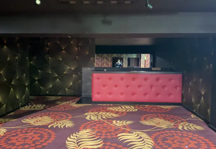 Unique 280 sqm Event & Showroom Space near Champs-Élysées