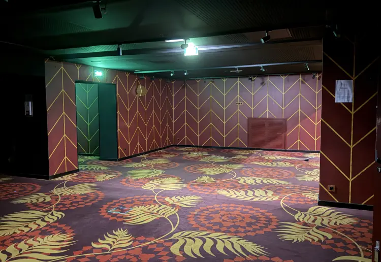 Unique 280 sqm Event & Showroom Space near Champs-Élysées
