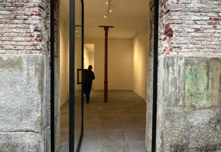 Art gallery in a Premium location.