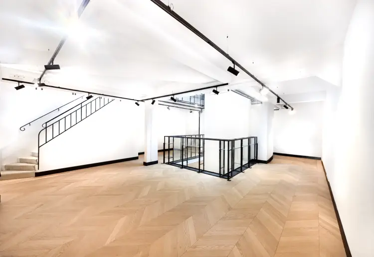 Ce lieu polyvalent accueille des projets variés dans une atmosphère prestigieuse et confidentielle.