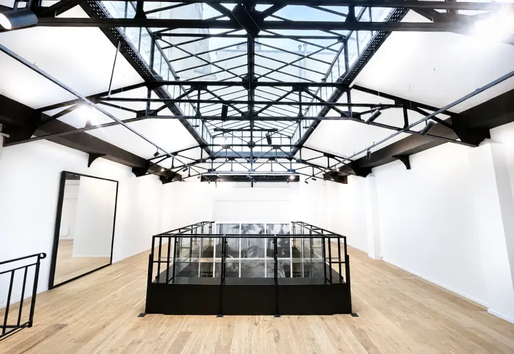 Ce lieu polyvalent accueille des projets variés dans une atmosphère prestigieuse et confidentielle.
