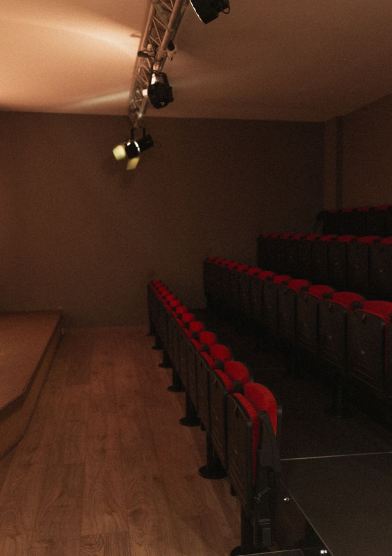 Teatro íntimo y galería de arte a un paso de Recoletos