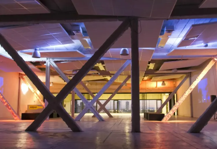 Espacio underground