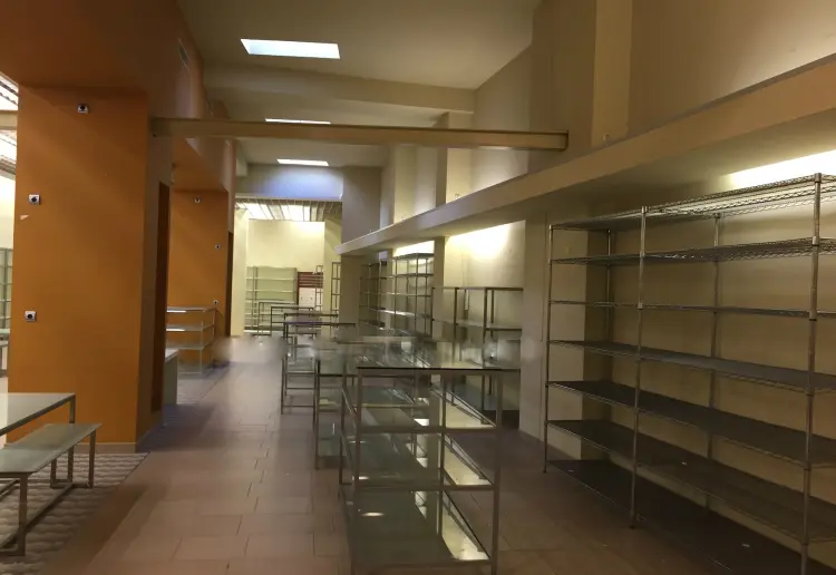 Gran local comercial