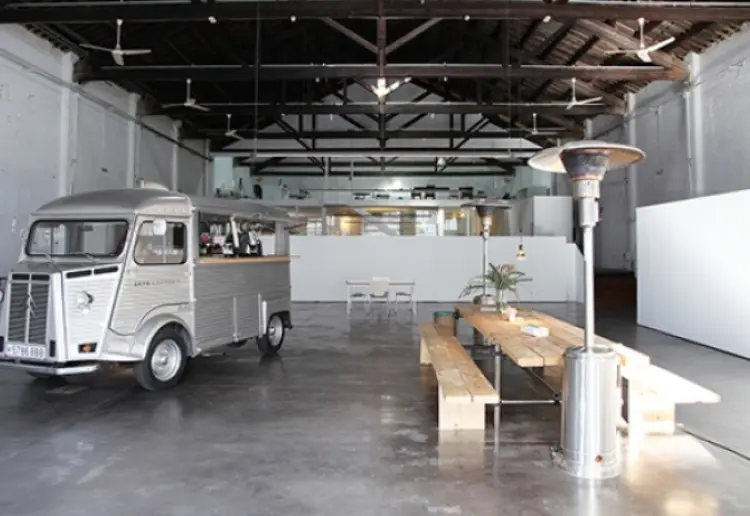 Nave industrial en el corazón de Poblenou
